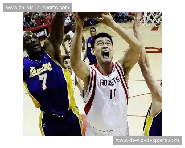 巅峰绝响：当科比的53分撞上姚明的35分，那是我们最后的一场青春幻梦